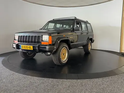 JEEP CHEROKEE 4.0I SE
