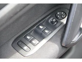 Foto 15 van Peugeot 308 SW 1.6 BlueHDI Blue Lease Executive Pack | Trekhaak | NAP km-stand