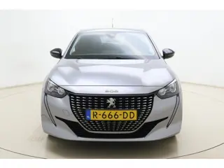 Foto 16 van Peugeot 208 1.2 PureTech Allure | Climate control | Cruise control | Verwarmbare voorstoelen | Apple