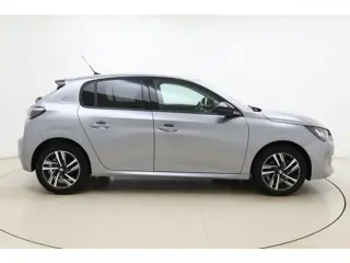 Foto 12 van Peugeot 208 1.2 PureTech Allure | Climate control | Cruise control | Verwarmbare voorstoelen | Apple