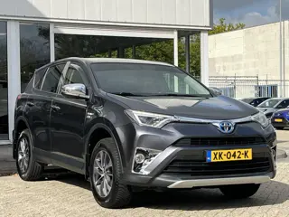 Foto 11 van Toyota RAV4 2.5 Hybrid First Edition