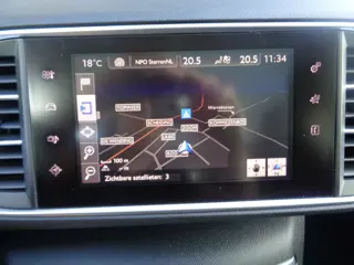 Foto 14 van Peugeot 308 SW 1.2 PureTech Allure 131PK Clima Cruise Navi Pano-Dak LMV Trekhaak NL-Auto 6-BAK