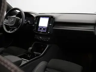Foto 13 van Volvo XC40 Recharge Twin Ultimate 82 kWh / Trekhaak / 360 camera / Harman Kardon / Pan. dak / Elektr