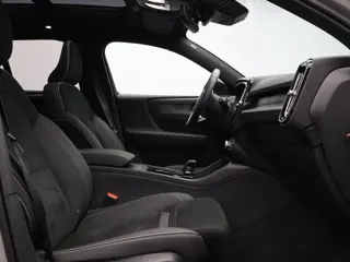 Foto 20 van Volvo XC40 Recharge Twin Ultimate 82 kWh / Trekhaak / 360 camera / Harman Kardon / Pan. dak / Elektr