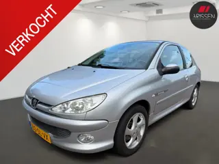 Peugeot 206 1.4-16V Quiksilver