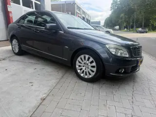 Foto 13 van Mercedes-Benz C-klasse 180 CGI BlueEFFICIENCY Business Edition Elegance