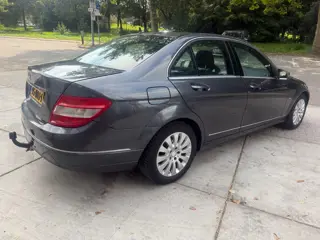 Foto 15 van Mercedes-Benz C-klasse 180 CGI BlueEFFICIENCY Business Edition Elegance