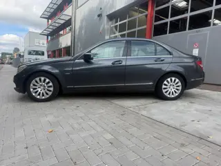 Foto 16 van Mercedes-Benz C-klasse 180 CGI BlueEFFICIENCY Business Edition Elegance