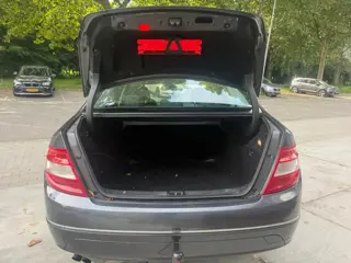 Foto 20 van Mercedes-Benz C-klasse 180 CGI BlueEFFICIENCY Business Edition Elegance