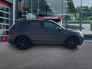 Foto 17 van VOLKSWAGEN TIGUAN 2.0 TDI DSG R-LINE 4MOTION 360CAM/E-KLEP/ACC/STANDKACHEL/IQ/STOELVERW