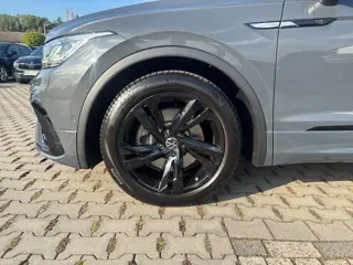 Foto 12 van VOLKSWAGEN TIGUAN 2.0 TDI DSG R-LINE 4MOTION 360CAM/E-KLEP/ACC/STANDKACHEL/IQ/STOELVERW