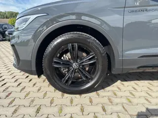 Foto 12 van VOLKSWAGEN TIGUAN 1.5 TSI DSG LIFE URBAN SPORT CAMERA/ELEK-KLEP/ACC/STOEL+STUURVERW