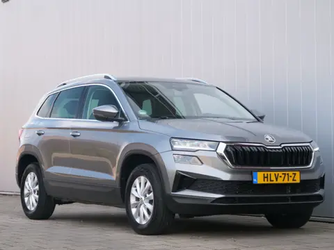 Škoda Karoq 1.5 TSI ACT Business Edition 150 Pk Automaat Apple Carplay / DAB / Camera