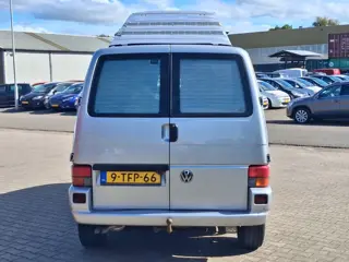 Foto 17 van Volkswagen TRANSPORTER 2.5 TDI 65 KW |CAMPER|