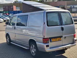 Foto 18 van Volkswagen TRANSPORTER 2.5 TDI 65 KW |CAMPER|
