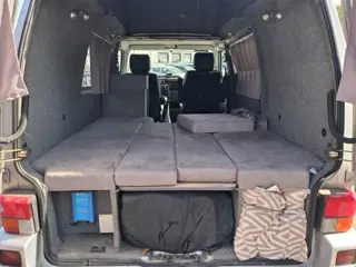 Foto 19 van Volkswagen TRANSPORTER 2.5 TDI 65 KW |CAMPER|