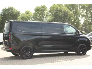 Foto 18 van Ford Transit Custom 320 2.0TDCI 136pk L2H1 Limited | Automaat | Carplay/Android | Keyless | 2 zits |