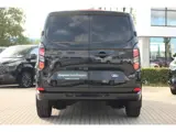 Foto 26 van Ford Transit Custom 320 2.0TDCI 136pk L2H1 Limited | Automaat | Carplay/Android | Keyless | 2 zits |
