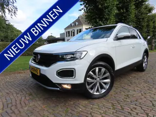 Volkswagen T-Roc 1.0 TSI Style Ecc Cruisecontrol Led A.E.B Navigatie Stoelverwarming Achteruitrijcam