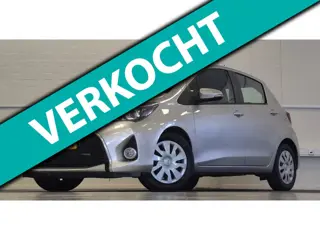 Toyota Yaris 1.5 Hybrid Now Navi Camera 100% Onderhouden