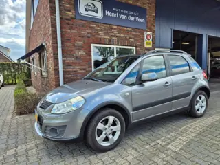 SUZUKI SX4 1.6 EXCLUSIVE, Trekhaak, Stoelverwarming, Keyless, ALL IN prijs!