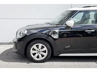 Foto 13 van MINI Countryman Cooper S E ALL4 Classic