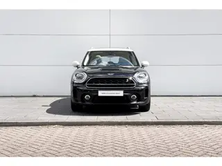 Foto 14 van MINI Countryman Cooper S E ALL4 Classic
