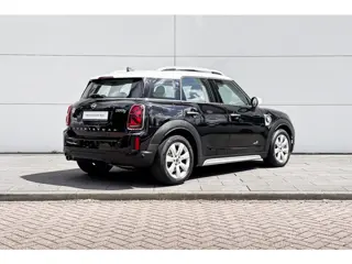 Foto 15 van MINI Countryman Cooper S E ALL4 Classic