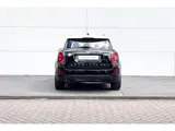 Foto 26 van MINI Countryman Cooper S E ALL4 Classic