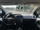 Foto 25 van Toyota Aygo 1.0 VVT-i x-play limited | Airco | Camera | Apple Carplay en Android Auto