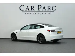 Foto 17 van Tesla Model 3 Standard RWD Plus 60 kWh PANORAMADAK/LEER+S.VERWARMING/LMV/360 CAM/CRUISE/ECC/12 MND G