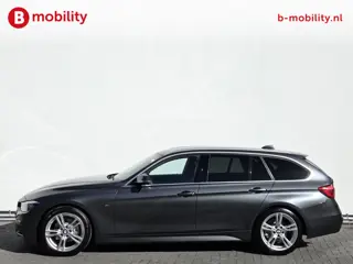 Foto 11 van BMW 3 Serie Touring 318i High Executive M-Sport Apple CarPlay NL Auto! | Achteruitrijcamera | LED |