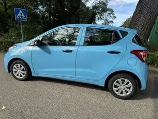Foto 11 van Hyundai i10 1.0i i-Motion Climate control central Lock !!