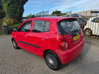 Foto 16 van Kia Picanto 1.0 Seven