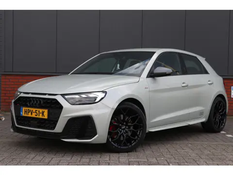 Audi A1 Sportback 40 TFSI S line | halfleer | carplay | sonos audio