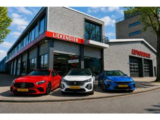 Foto 15 van Opel Astra Sports Tourer 1.2 Turbo Elegance - Navigatie I Airco I LED I PDC I Sport velgen I Leer/ A