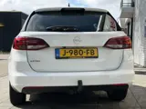 Foto 22 van Opel Astra Sports Tourer 1.2 Turbo Elegance - Navigatie I Airco I LED I PDC I Sport velgen I Leer/ A