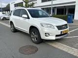 Foto 23 van Toyota RAV4 2.0 VVTi Executive Business