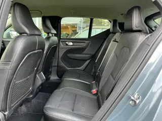Foto 15 van Volvo XC40 1.5 T3 Momentum Pro Automaat | Rijklaar incl garantie | Trekhaak Adaptieve cruise Dodehoe