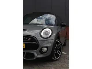 Foto 12 van MINI 5-deurs 2.0 Cooper S Pepper head up | panorama | Harman kardon |FULL option