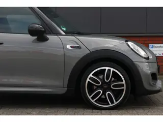 Foto 14 van MINI 5-deurs 2.0 Cooper S Pepper head up | panorama | Harman kardon |FULL option
