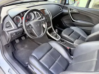 Foto 17 van Opel Astra GTC 1.6 Turbo Sport