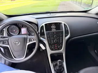 Foto 14 van Opel Astra GTC 1.6 Turbo Sport