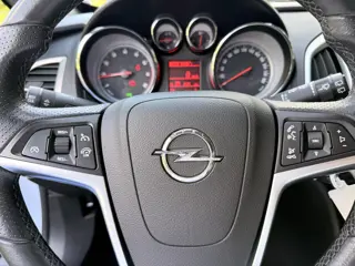 Foto 13 van Opel Astra GTC 1.6 Turbo Sport