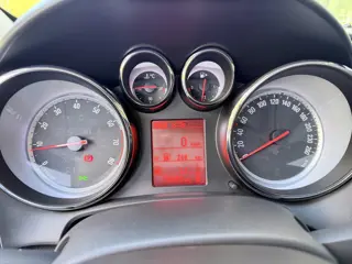 Foto 11 van Opel Astra GTC 1.6 Turbo Sport