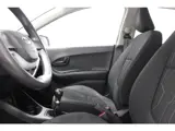 Foto 21 van Kia Picanto 1.0 CVVT Comfort Pack | Airco | 1e eigenaar | Goed onderhouden | Elektrische ramen rondo