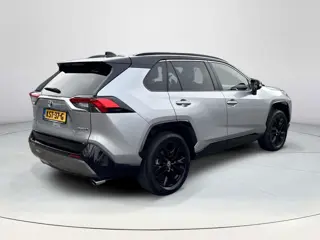 Foto 17 van Toyota RAV4 2.5 Hybrid AWD Executive | Stoel- en stuurverwarming| Elektrische achterklep |