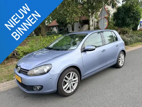 Volkswagen Golf 1.2 TSI 105PK Highline•Leder•Navi