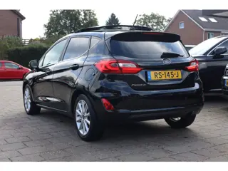 Foto 16 van Ford Fiesta 1.0 ECOBOOST TITANIUM | PANO | CAMERA