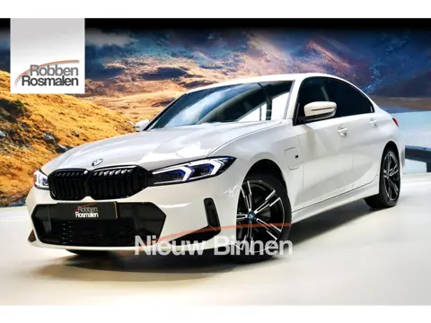 BMW 3-serie 320e M Sport|Leder|Ambient|NL